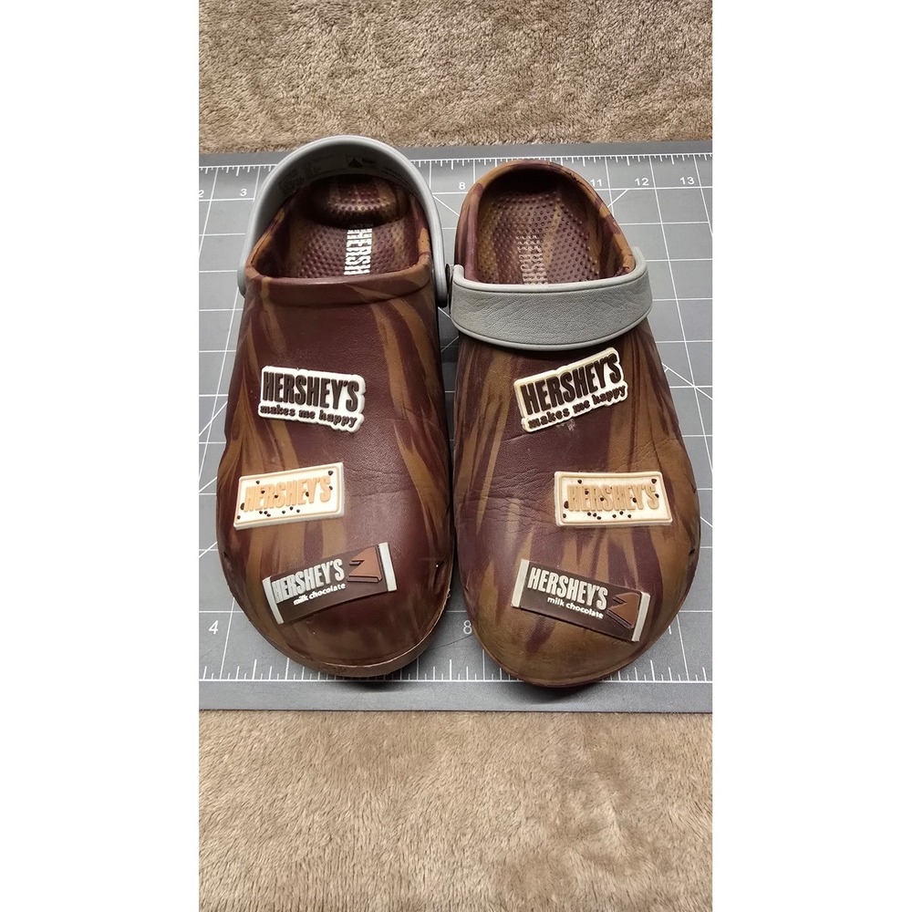 Hersheys Milk Chocolate Brown Marble Clogs Kids Size 2 Slip On Shoes Charms